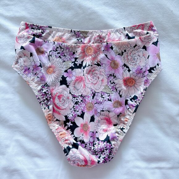 Sanctuary Floral Bikini Bottoms New with tags! small womens bathing suit - Picture 3 of 9